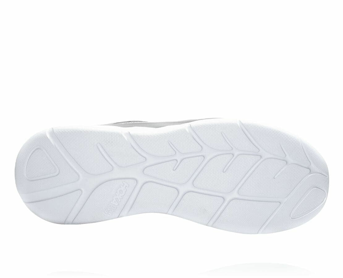 HOKA Men's Akasa