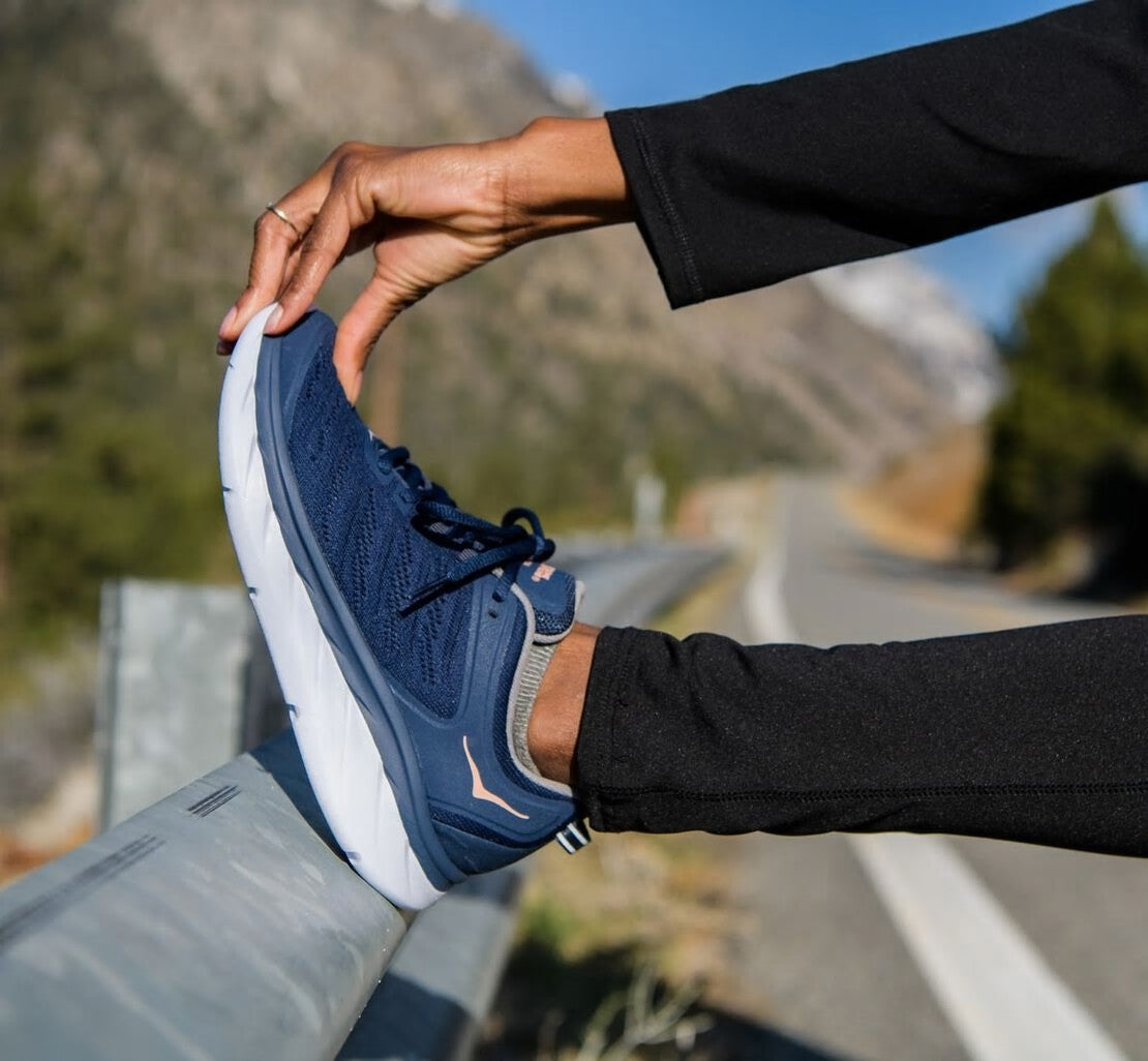 HOKA Women's Akasa