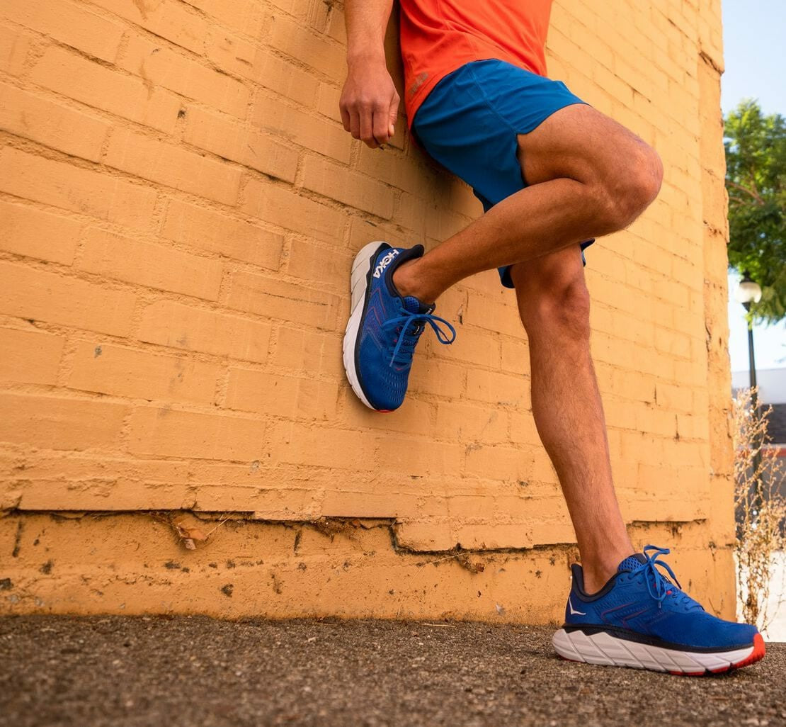 HOKA Men's Arahi 5