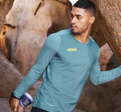HOKA Men's Wind Shirt