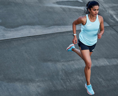 HOKA Women's Clifton 8